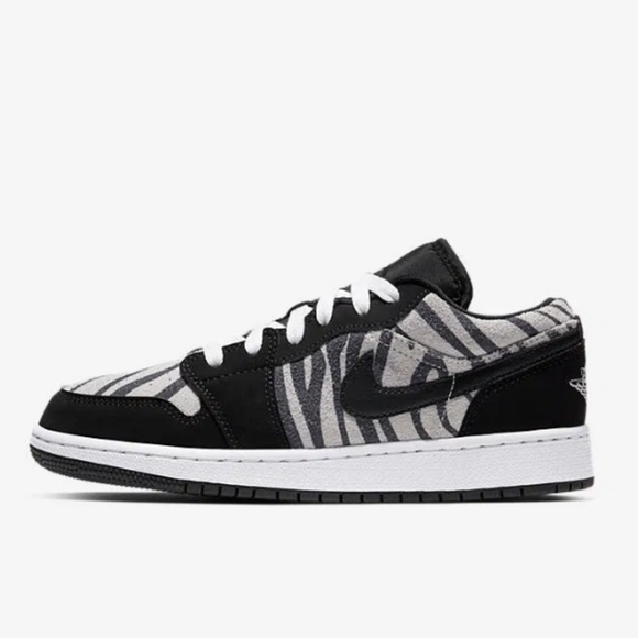 NIB! Jordan 1 ZEBRA Low (GS) - Picture 6 of 10